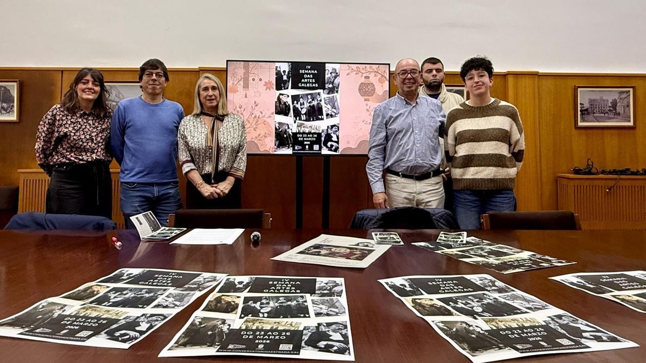 Premier de &laquo;L&uacute;a&raquo;, el primer musical de la Orquesta Sinf&oacute;nica de Galicia.Paso da peza de Evaristo Calvo por un aserradoiro de Sof&aacute;n, durante o FIOT
