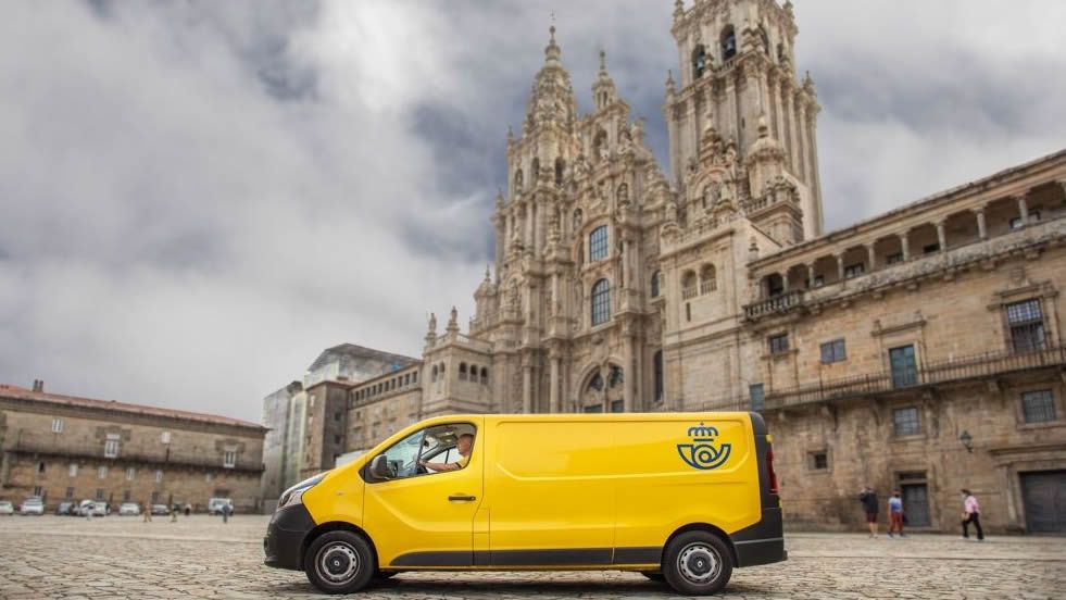 Domingo fareleiro en Xinzo de Limia.Autocaravanas en la zona del faro de Meirs, en el municipio de Valdovio