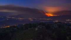 Los vecinos de Porto do Son se sumaron a la lucha contra las llamas