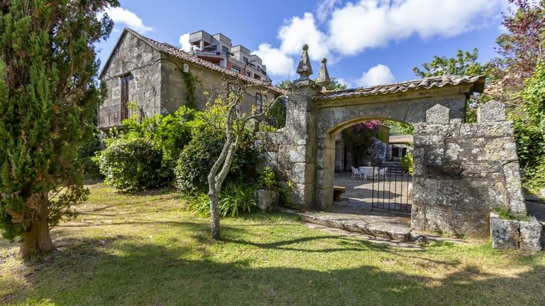 El pazo de verano de Emilia Pardo Bazán en Sanxenxo será un hotel con encanto