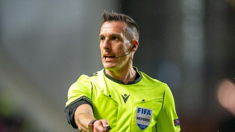 Estrada Fernández asegura que el Real Madrid condiciona a los árbitros