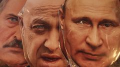 Caretas de Lukashenko, Prigozhin y Putin en una tienda de San Petersburgo