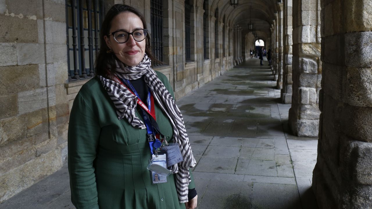 La santiaguesa Aida Ario, coordinadora de programa del servicio de lucha contra las minas en Mali, empez en el 2008 una carrera internacional en la ONU que la llev tambin a Alemania, Dinamarca, Per, Panam o Congo, bases desde donde se movi a una veintena de pases