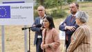 La ministra de Sanidad, Carolina Darias, con el presidente del Gobierno asturiano, Adrin Barbn; el consejero de Salud, Pablo Fernndez Muiz, y la alcaldesa de Gijn, Ana Gonzlez, durante su visita a Gijn