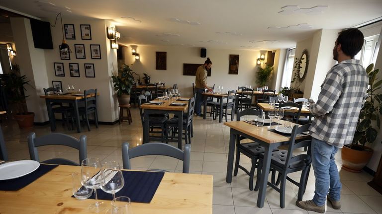 Taxistas, hosteleros y pequeños comerciantes, los 40.000 gallegos que podrán seguir tributando a ojo