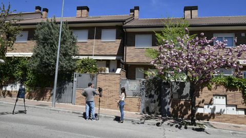 Imagen de la casa en la que habitaba la familia en la calle Clara Campoamor de Colmenar Viejo, en Madrid