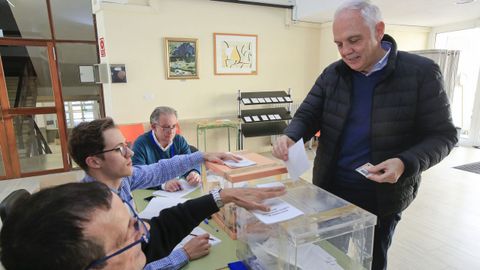 Garca Dez, del PP, vot en el Politcnico