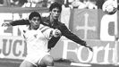 Luis Manuel y Maradona, en el Oviedo-Sevilla de 1992