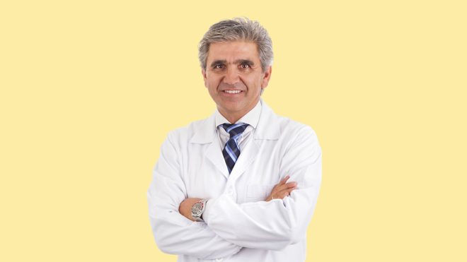 José Luis Fírvida Pérez, oncólogo médico. Uno de los cuatro médicos gallegos que han sido galardonados en la IX edición de los premios 'Top Doctors'
 