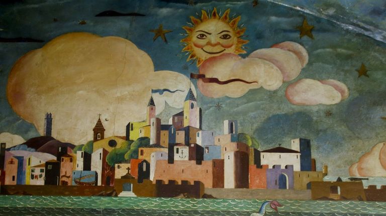 Llueve sobre los frescos de Lugrís, que cumplen 75 años sin una solución