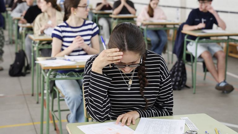 Los rectorados de las tres universidades gallegas defienden 