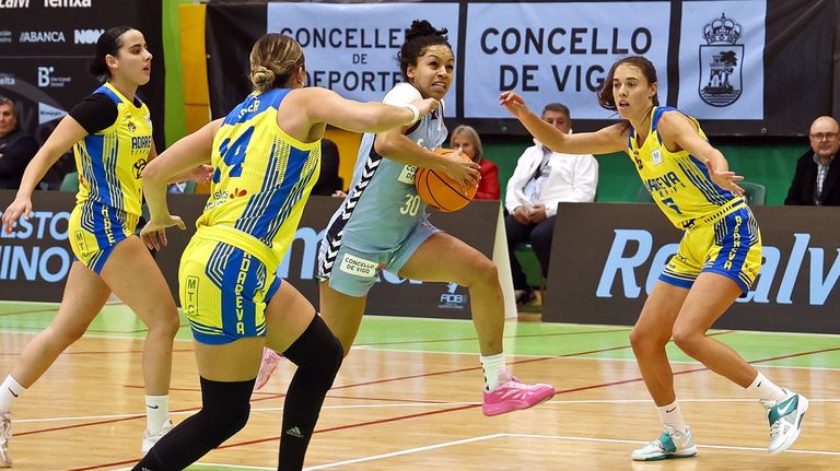 El Celta somete con claridad al Adareva (61-41) y encadena su octava victoria consecutiva