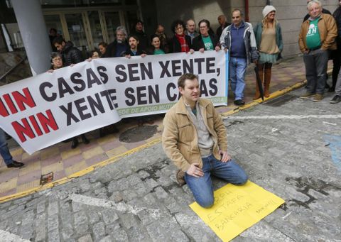 Marcos Guerreiro, ayer en la concentracin celebrada ante los juzgados de Ferrol. 