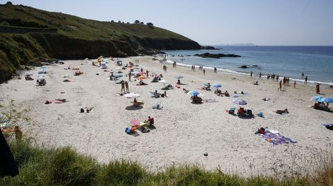 Playa de Bascuas, en Sanxenxo, puntuacin de 4,8 sobre cinco. 199 reseas. 