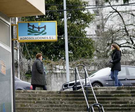 Cartel de la empresa a la que los ganaderos afectados hab�an confiado la gesti�n administrativa de sus granjas.