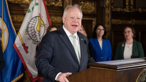 Tim Walz, gobernador de Minnesota