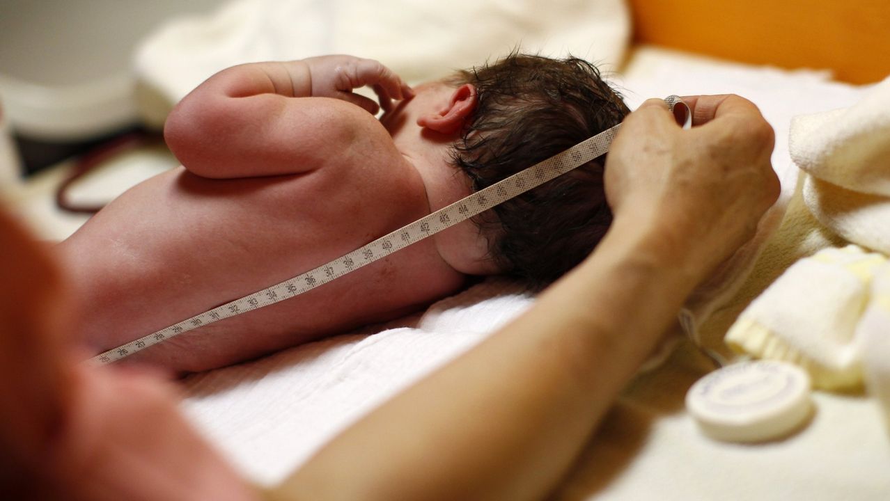 La profesora de Fisioterapia Raquel Leir�s ha puesto en marcha un sistema para prevenir ca�das