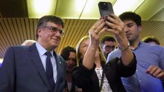 El expresidente de Cataluña y candidato de Junts a las elecciones catalanas, Carles Puigdemont, en la conferencia en Elna (sur de Francia) en la que anunció su candidatura.