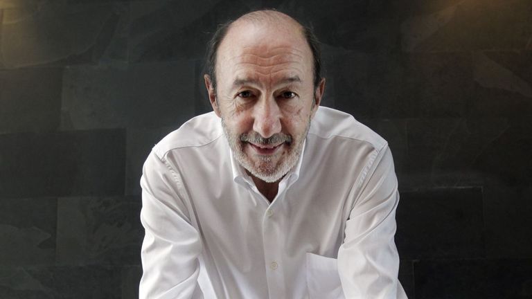 Del olvido a Rubalcaba a la guerra de cifras