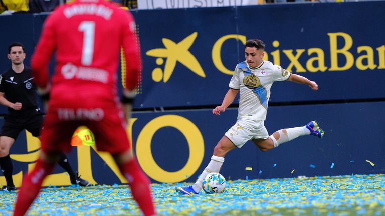 Cádiz se rinde a la segunda unidad del Dépor (0-1)