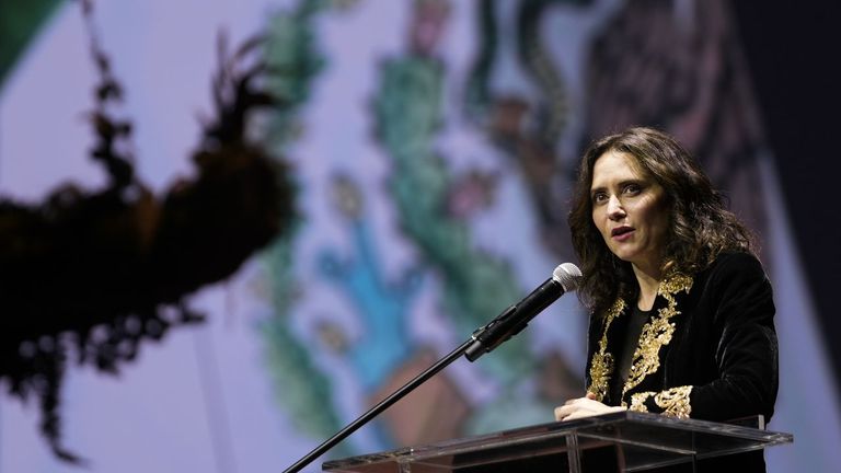 Ayuso acusa al Gobierno de presionar a Sheinbaum para «reventar» su viaje a México