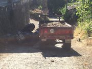 La cabina del tractor volc� y atrap� al conductor