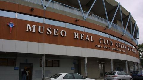 Exterior del museo, ubicado en el estadio de Balados. 
