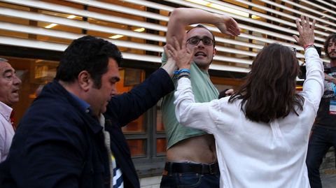 Afectados por la hipoteca intentan reventar el mitin de Rajoy
