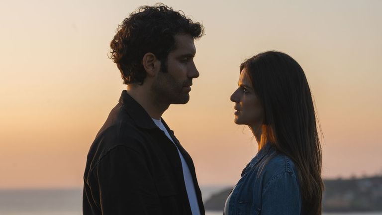 Clara Lago y Tamar Novas: «Saber qué mueve a estos personajes es un entretenimiento fascinante»