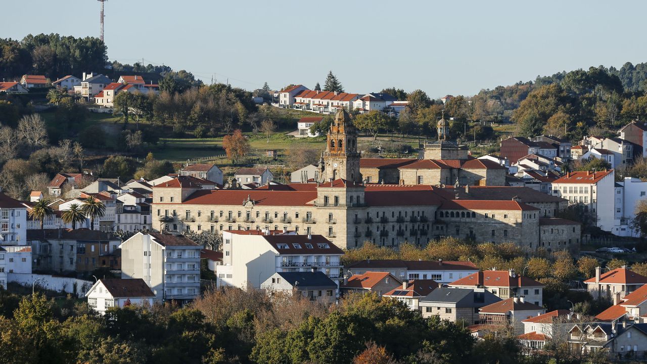 Joyas de la arquitectura coruesa de los aos 20.La traza de montea del remate del baldaquino de la Catedral de Lugo