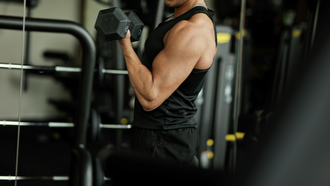 Los anabolizantes se suelen utilizar para acelerar el crecimiento de masa muscular.