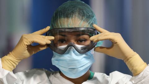 Enfermera de la unidad de críticos del Hospital Insular Materno Infantil de Las Palmas de Gran Canarias