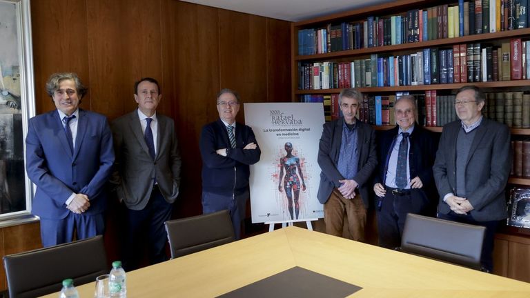 César de la Fuente, premio Rafael Hervada de investigación por su «disruptivo» trabajo para vencer a las bacterias