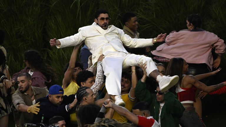 Bad Bunny elimina todas sus publicaciones y su foto de perfil de Instagram tras el espectáculo de la Super Bowl