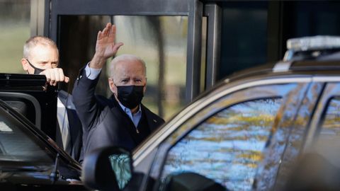 Biden, a su llegada al hospital Walter Reed Nacional en Maryland, donde se le realiza la revisin