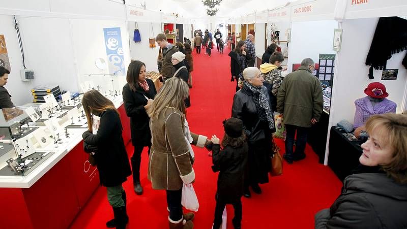 Celebraci�n en O Rosal tras repartir el Gordo.Nieve en la monta�a lucensr