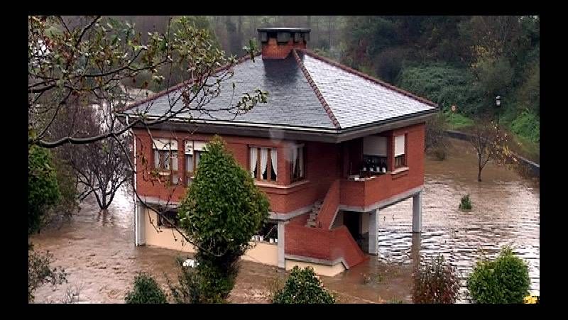 Una casa de Tapia, aislada más de 24 horas por las inundaciones