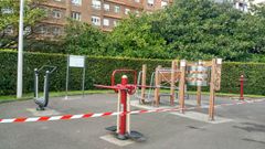 Parques infantiles clausurados en Oviedo y Gijn