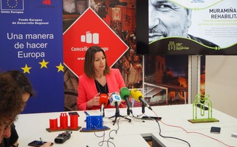La alcaldesa Lara Méndez presenta los detalles del programa sociolaboral Muramiñae Rehabilita
