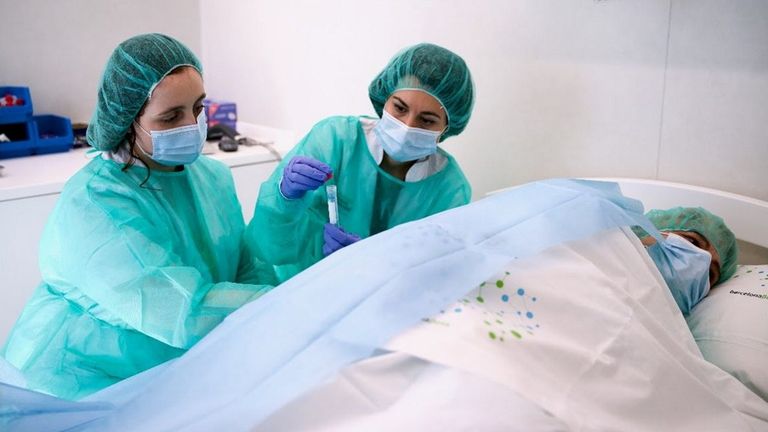 Un nuevo protocolo reduce de forma significativa la cefalea tras la punción lumbar