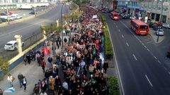 Miles de personas protestan en A Corua contra la Lomce