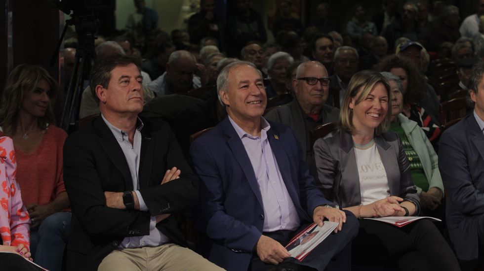 Xos Ramn Gmez Besteiro, Jos Tom y Pilar Garca Porto en el mitin central del PSOE de Monforte en la campaa de las elecciones municipales del 2023