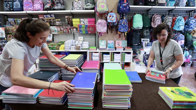 La vuelta al cole supone para las familias un gasto superior a los 400 euros por alumno