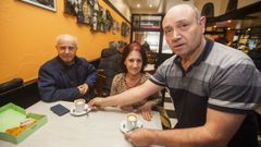 Sergio Sindaco, del Jaque Mate, cobra un euro por un caf normal y 1,20 por uno doble