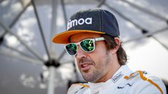 El piloto espaol Fernando Alonso del equipo McLaren posa antes del Gran Premio de Australia de la Frmula Uno 2018, en el Albert Park Circuit en Melbourne, (Australia) hoy, jueves 22 de marzo de 2018. El Gran Premio de Australia tendr lugar el 25 de marzo de 2018.