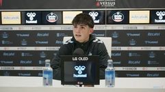 Anxo Rodr�guez, en su rueda de prensa posterior al Celta Fortuna - Barakaldo.