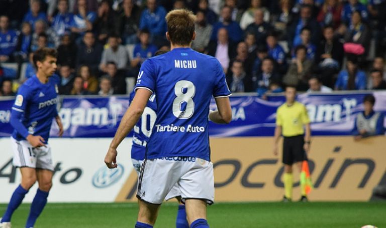 Michu en una acción del partido ante el Tenerife