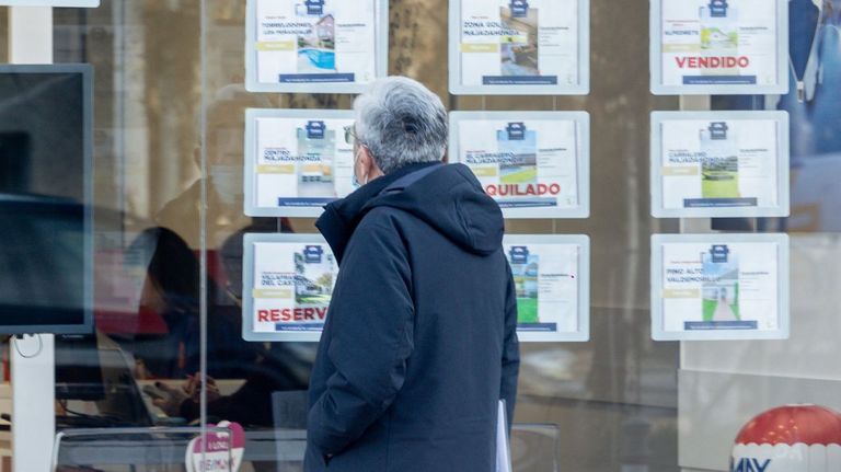 La revisión de los alquileres firmados en la pandemia disparará un 46 % el gasto de 300.000 familias