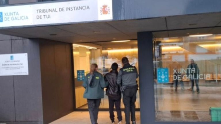 Detenido por robar en un club de la tercera edad de A Guarda y otros cinco locales