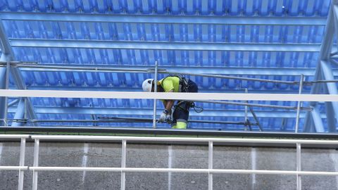 Las obras continuan en varias partes del estadio de Riazor